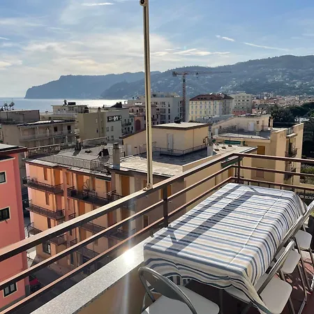 Appartamento Vista Mare Di Marco Spotorno Exterior photo