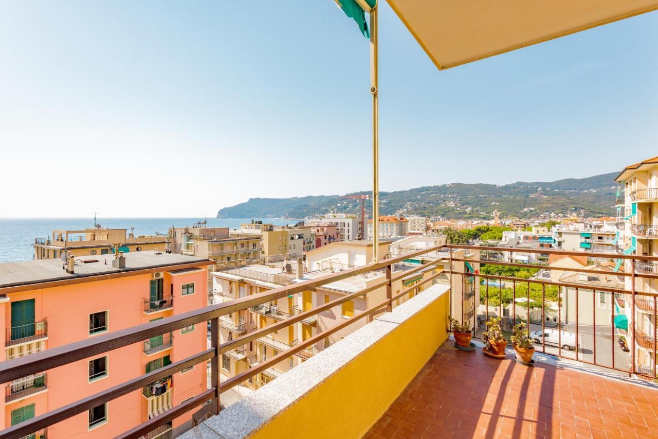 Vista Mare Di Marco Apartment *